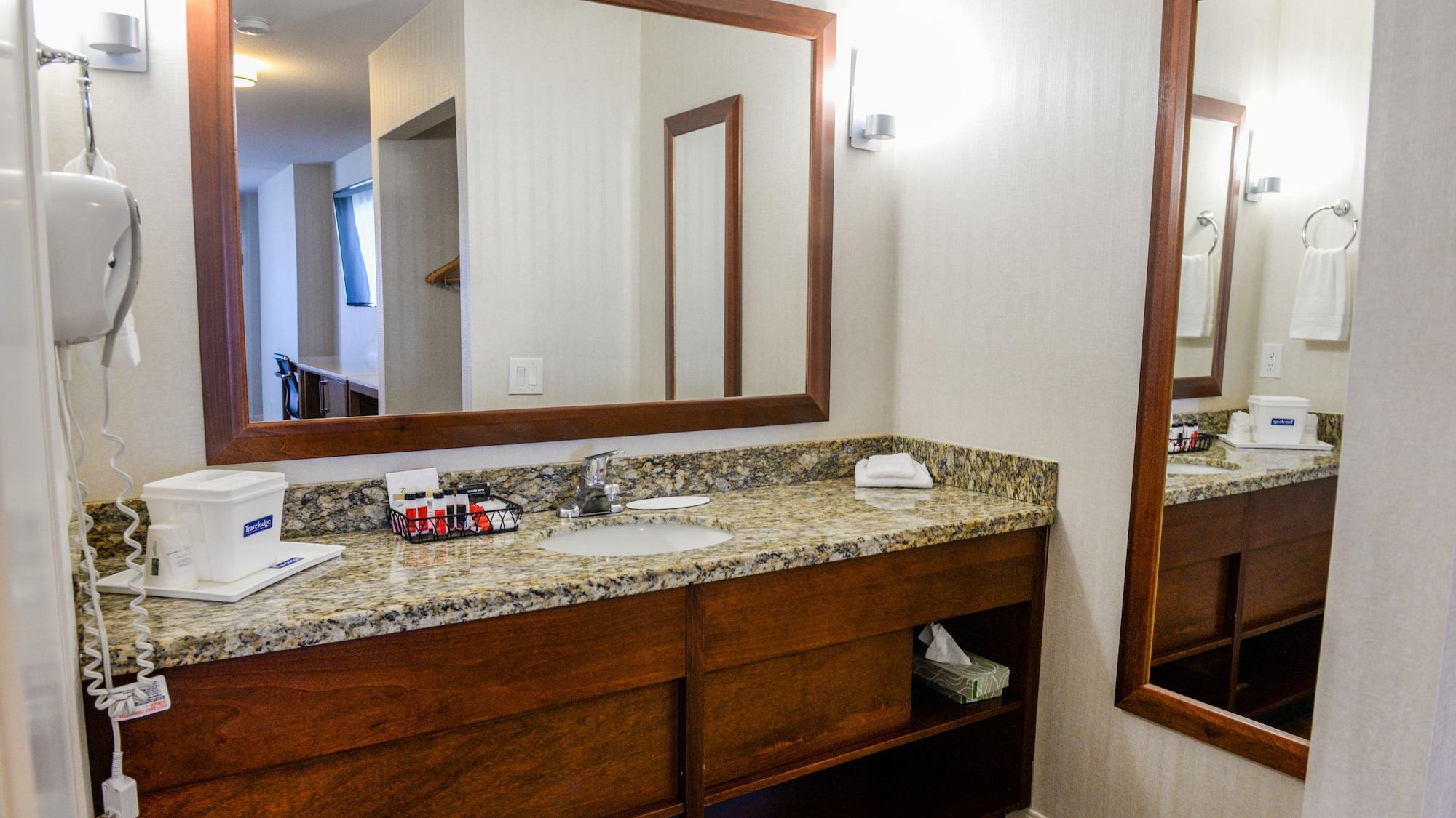 Travelodge By Wyndham Culver City Лос-Анджелес Екстер'єр фото
